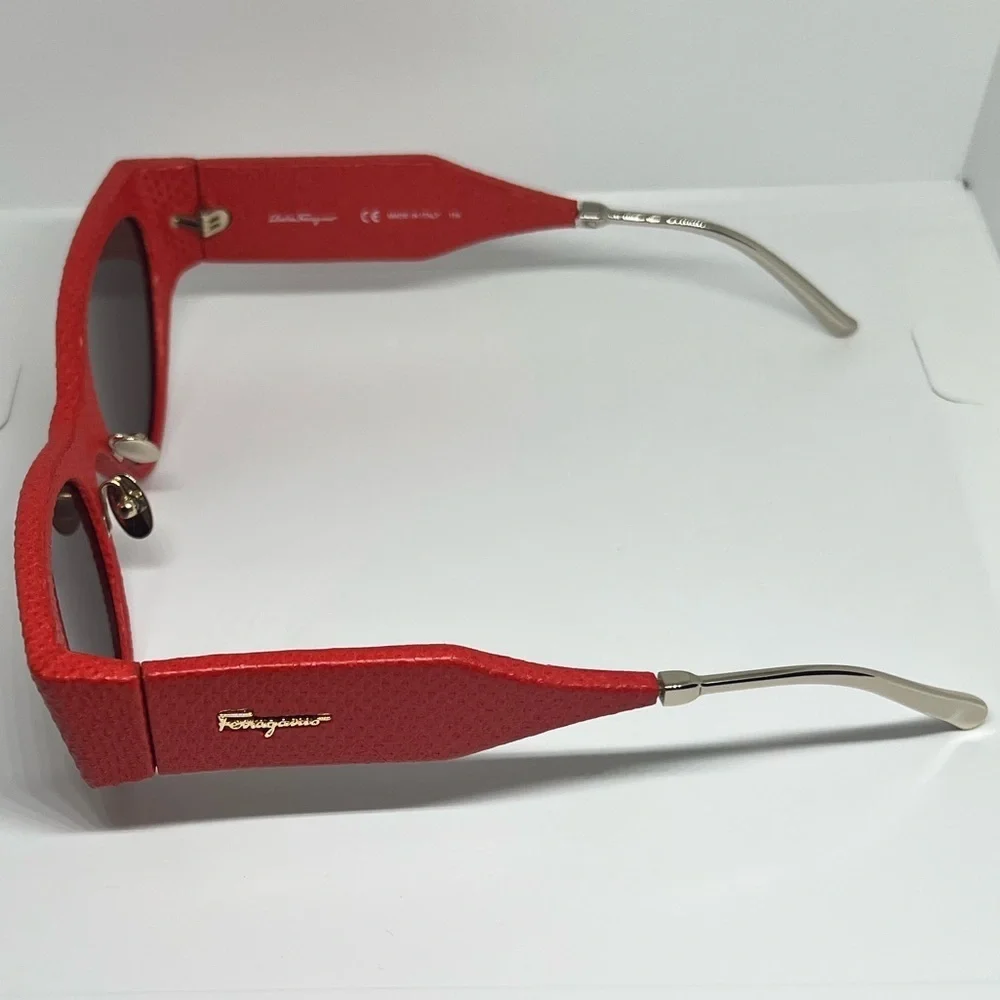 Ferragamo Leather Oversized‎ Sunglasses OS